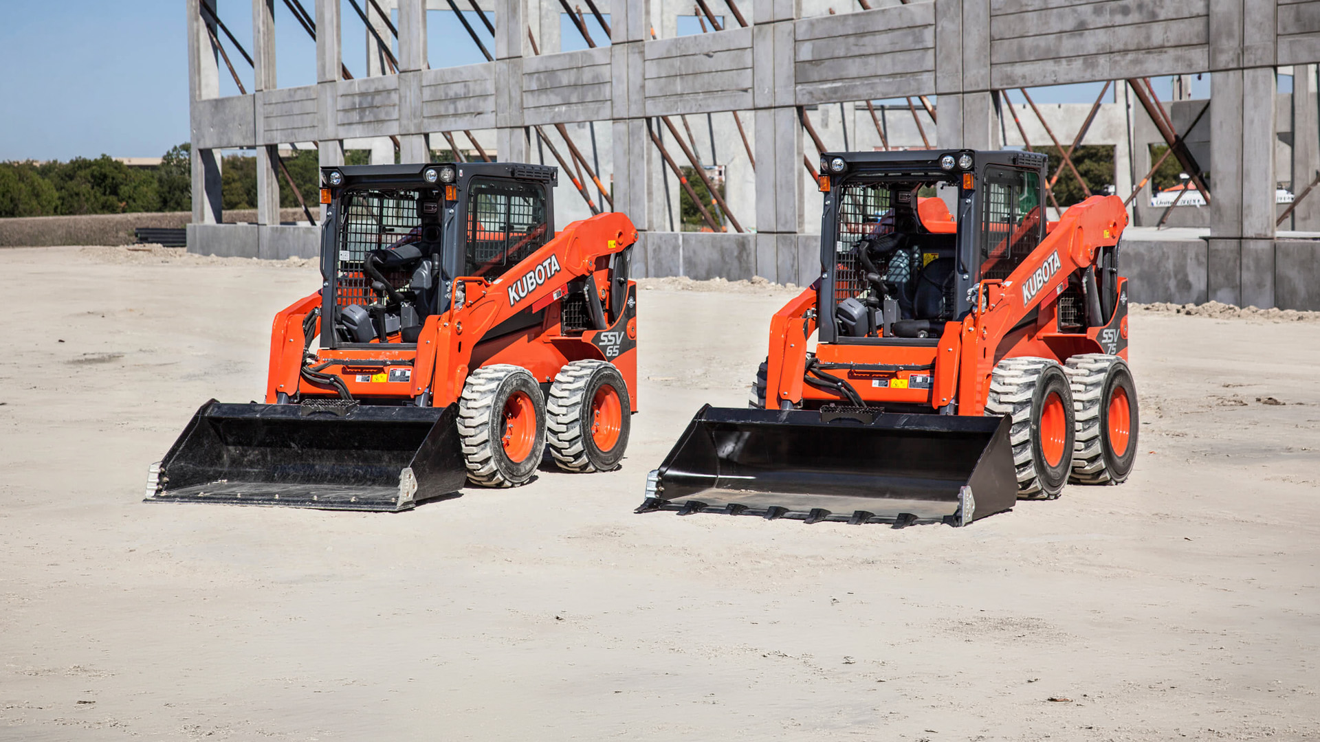 When grading with a skid steer, there are specific steps you must follow to ensure safety and effectiveness.