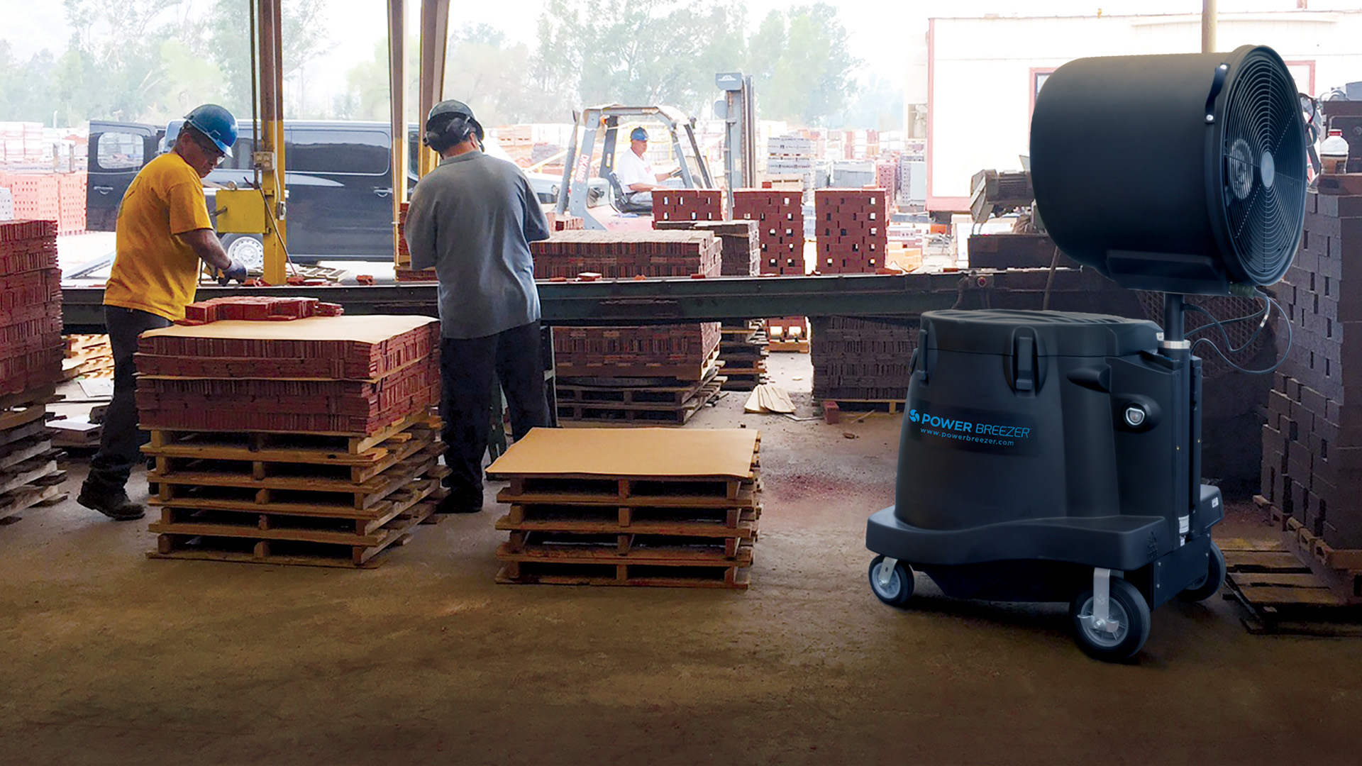 Whether for a jobsite or event, rent outdoor cooling fans to keep people and materials safe and productive.