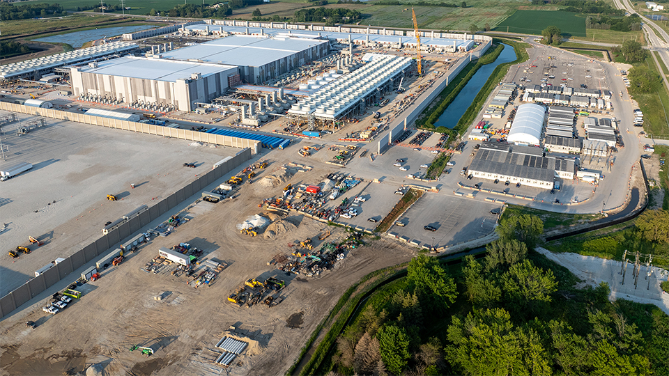 Construction megaprojects come with unique needs for which Herc Rentals' experts are prepared to deliver solutions.