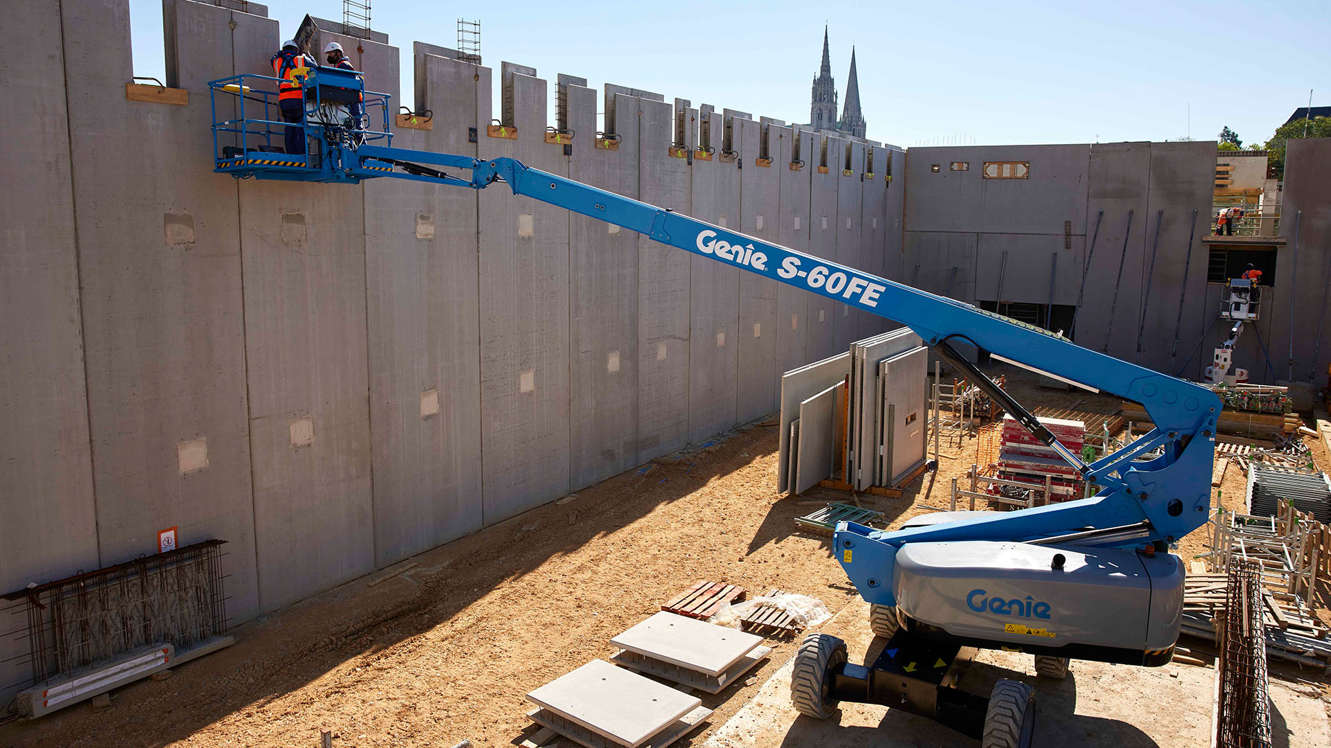 When considering types of construction lifts you can use at your worksite, consider your needs, the worksite terrain and environment, and the training operators have.